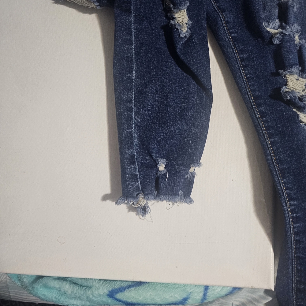 SHEIN Ripped Dark Blue Skinny Jeans - Picture 2 of 5